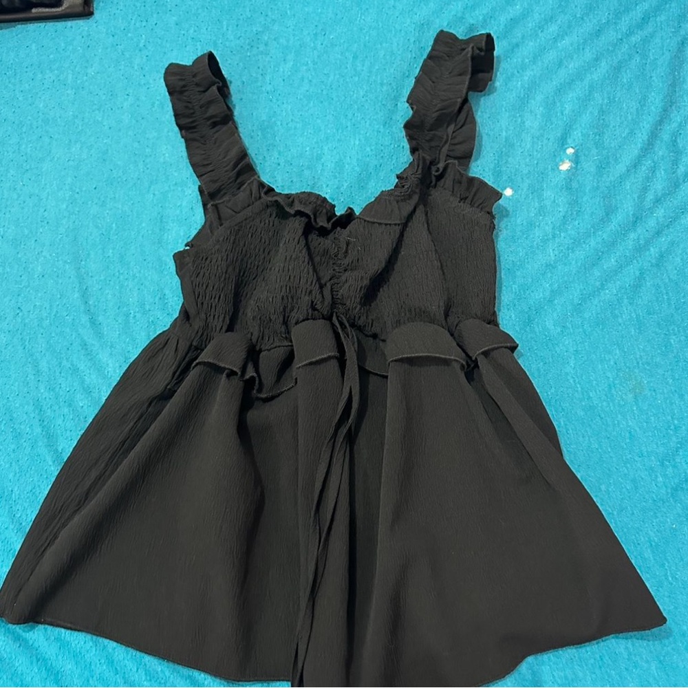 SHEIN Black Ruffle Tank Top
